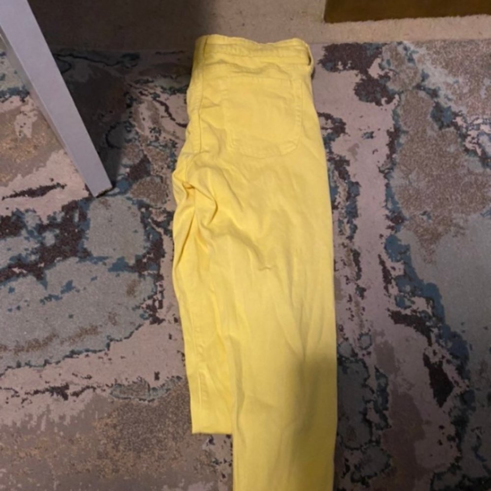 Gap yelllow jeans